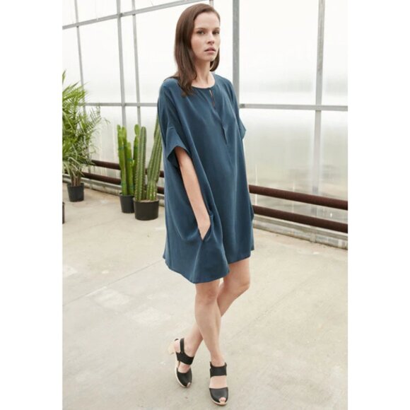 NEW Emerson Fry Solar Tunic Deep Sea Medium Navy 100% Silk Lagenlook Minimalist - Picture 2 of 16